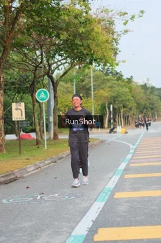 Runner Photo 5690077
