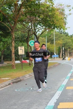Runner Photo 5690078