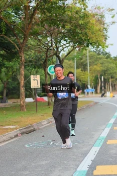 Runner Photo 5690080