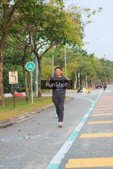 Runner Photo 5690082