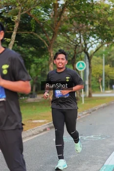 Runner Photo 5690093
