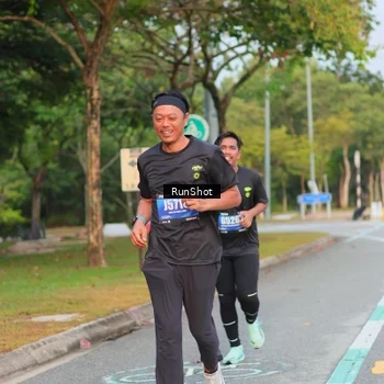 Runner Photo 5690097
