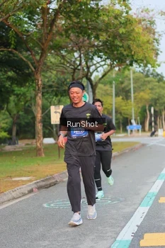 Runner Photo 5690109