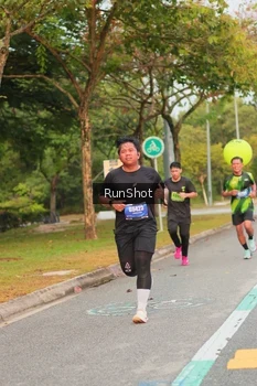 Runner Photo 5690113