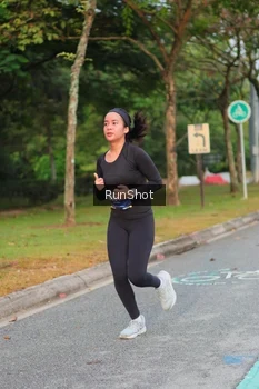 Runner Photo 5690116