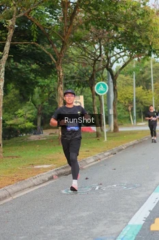 Runner Photo 5690131