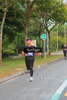 Runner Photo 5690132