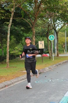 Runner Photo 5690137