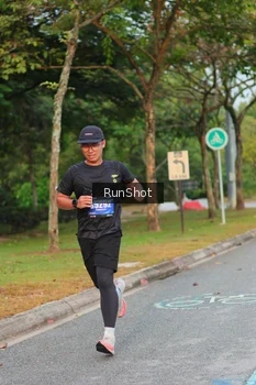 Runner Photo 5690142