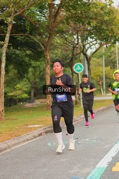 Runner Photo 5690146