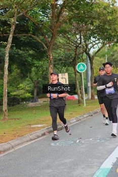 Runner Photo 5690155