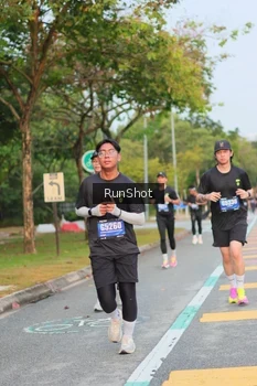 Runner Photo 5690170