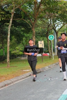 Runner Photo 5690178