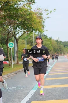 Runner Photo 5690179