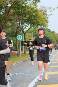 Runner Photo 5690184