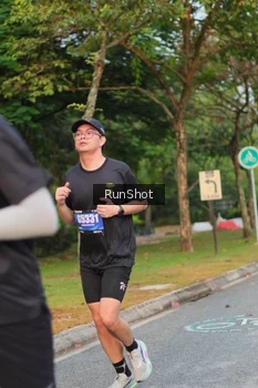 Runner Photo 5690186