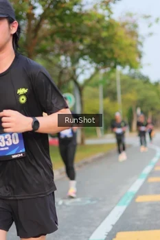 Runner Photo 5690189