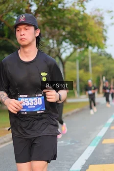 Runner Photo 5690192
