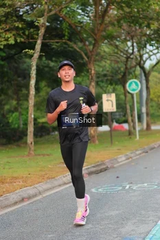 Runner Photo 5690200