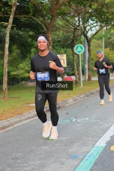 Runner Photo 5690215