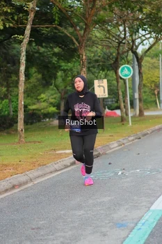 Runner Photo 5690230