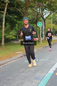 Runner Photo 5690233