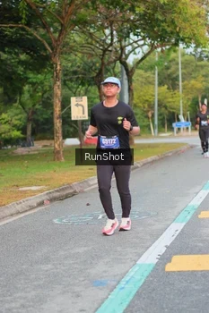 Runner Photo 5690240