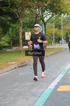 Runner Photo 5690242