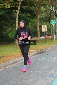 Runner Photo 5690244