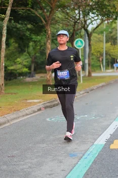 Runner Photo 5690248