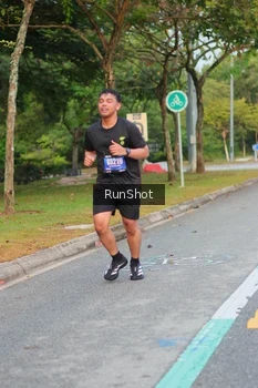 Runner Photo 5690265