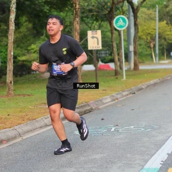 Runner Photo 5690270