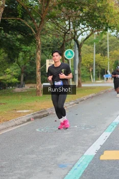 Runner Photo 5690281