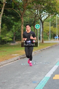 Runner Photo 5690284