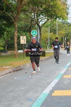 Runner Photo 5690287