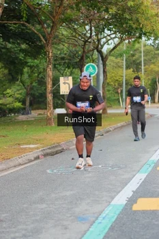 Runner Photo 5690290