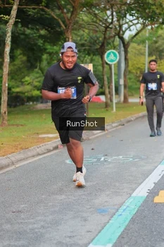 Runner Photo 5690298