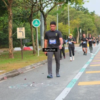 Runner Photo 5690302