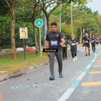 Runner Photo 5690303