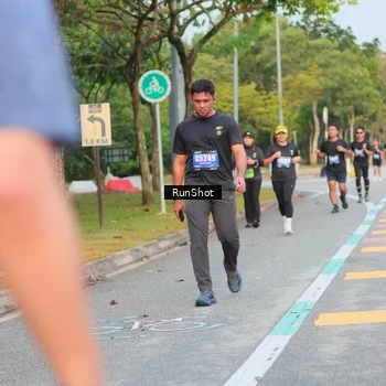 Runner Photo 5690305