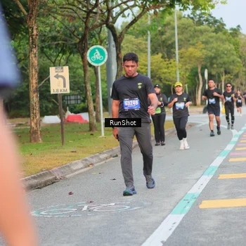 Runner Photo 5690306