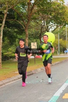 Runner Photo 5690315