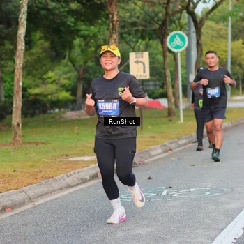Runner Photo 5690325