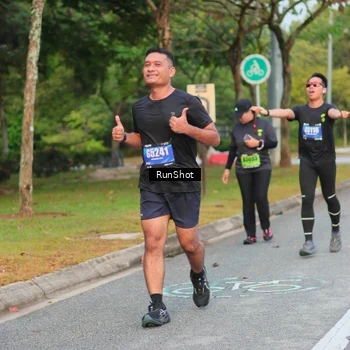 Runner Photo 5690344