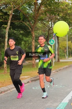 Runner Photo 5690390