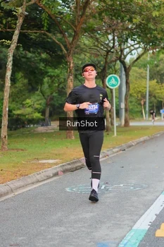 Runner Photo 5690398