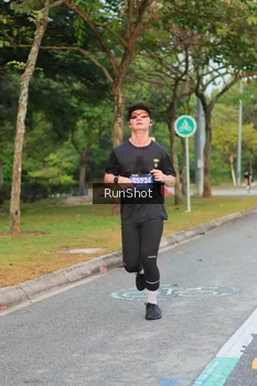 Runner Photo 5690400