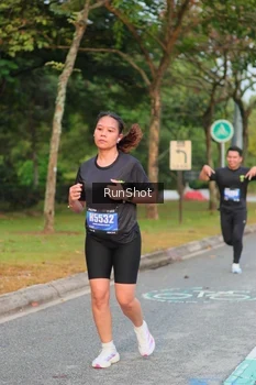 Runner Photo 5690401