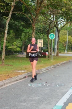Runner Photo 5690407