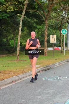 Runner Photo 5690416